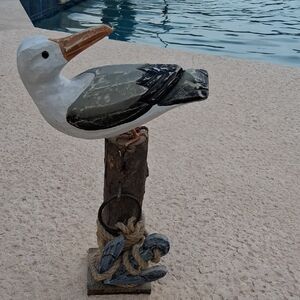 Decorative Seagull Bird Sculpture